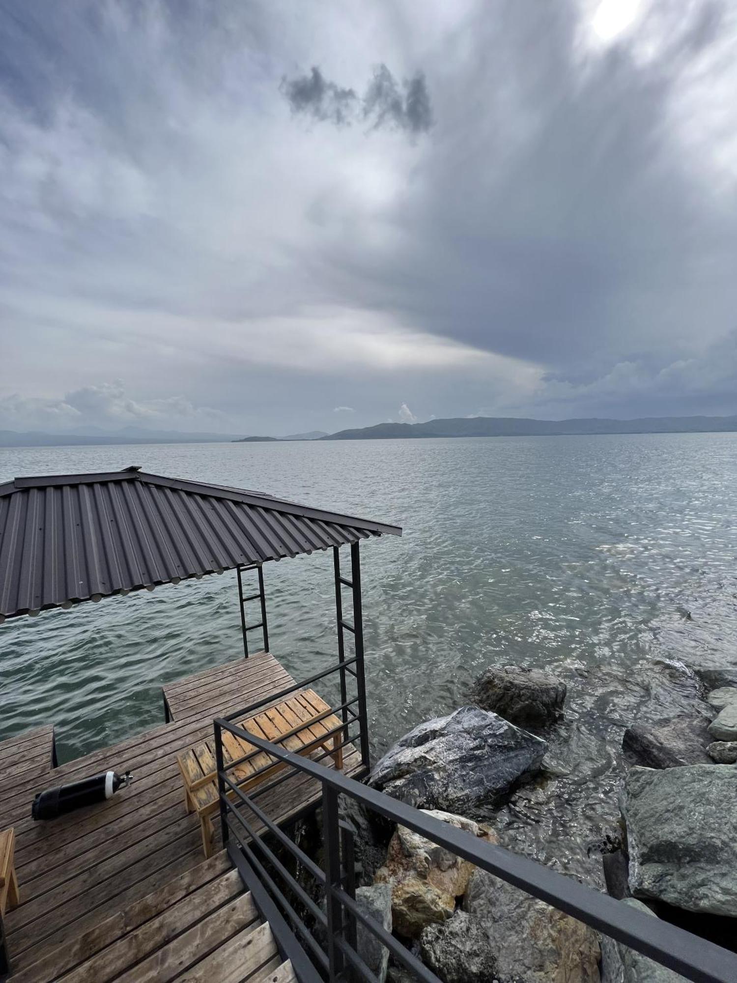 Altitude 1900 Dive Resort - Sevan Lake Chambarak Exteriör bild