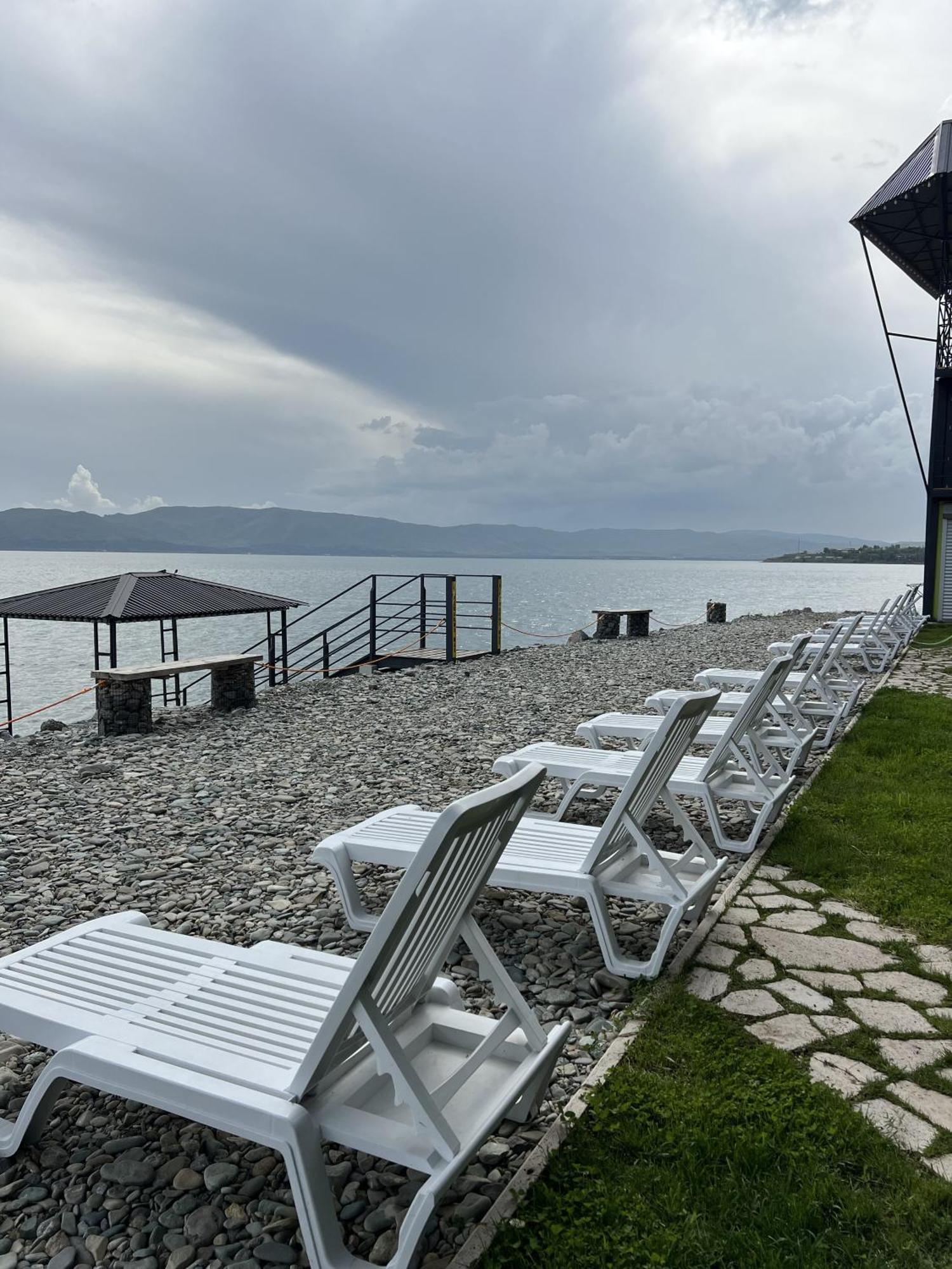 Altitude 1900 Dive Resort - Sevan Lake Chambarak Exteriör bild